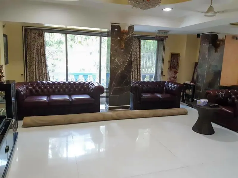 2 BHK Hashu Niwas in Bandra West, photo 3