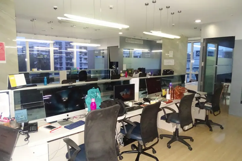 DLH Plaza — Andheri West