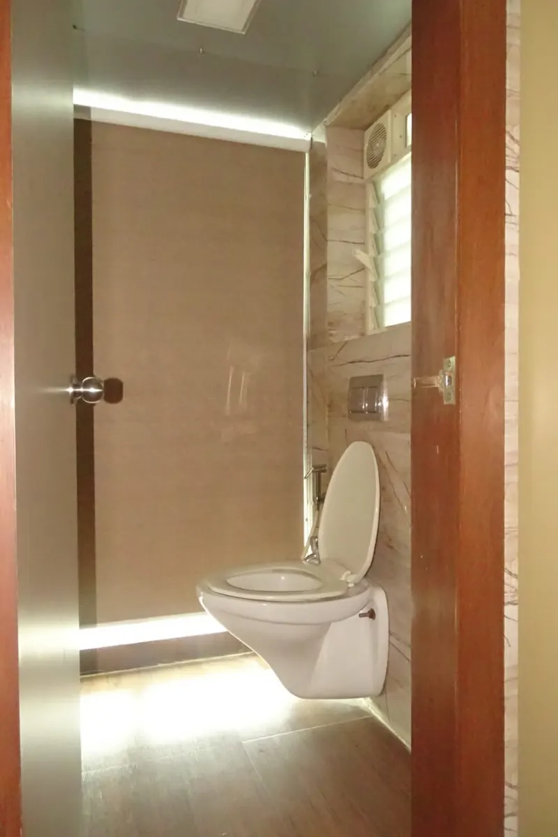 DLH Plaza — Andheri West