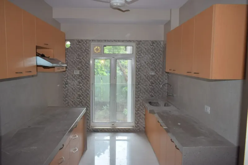 Kabra Centroid — Santacruz East (4)
