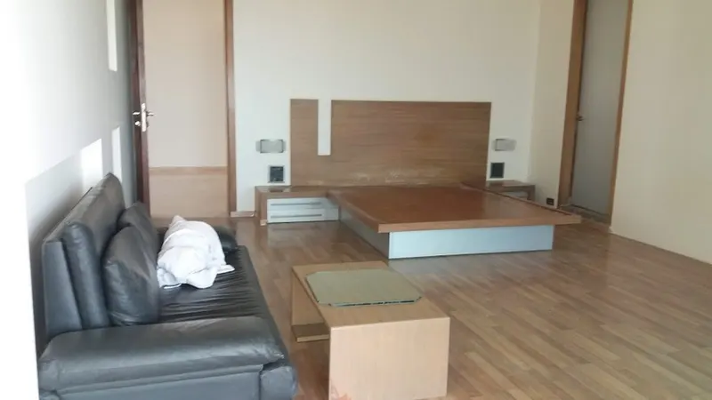 Poonam Apartments — Juhu