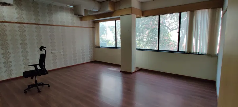 Brady Gladys Plaza — Lower Parel