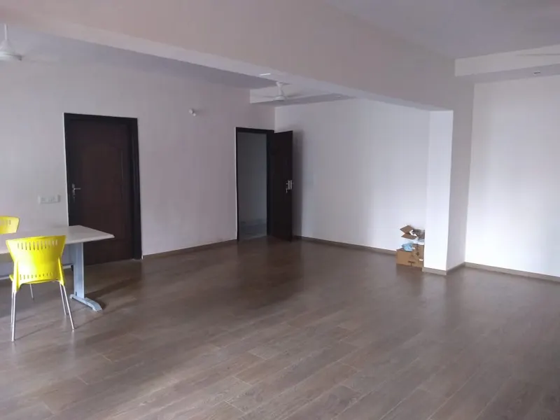Capri Apartment — Juhu