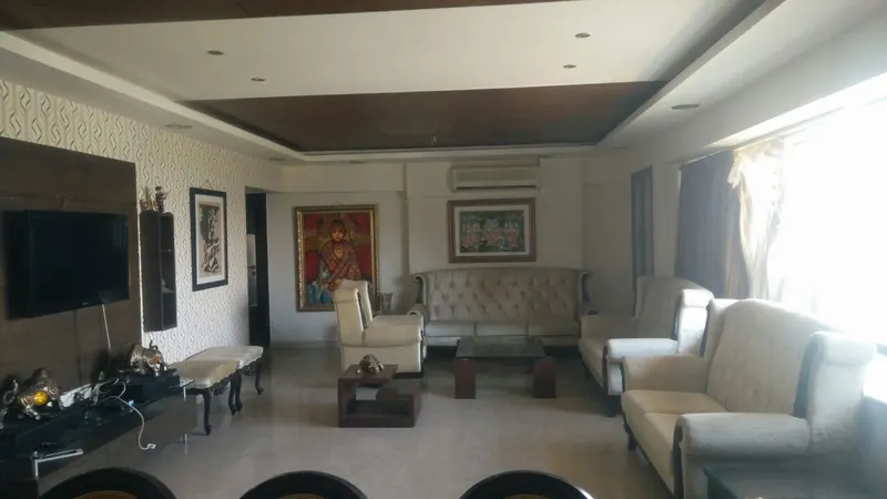 Bay View — Bandra West