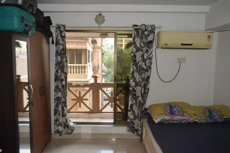 Reminess — Bandra West (4)