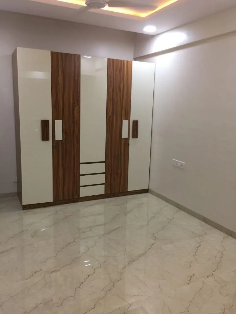 Neumec Chandelier Court — Worli (7)