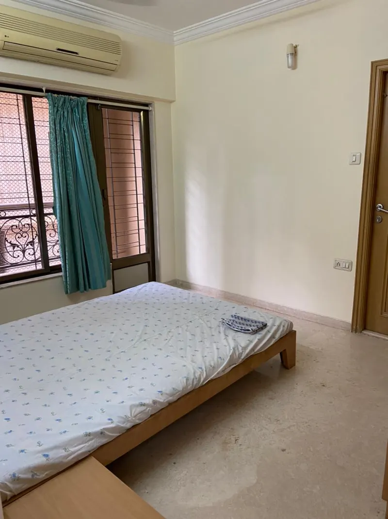 Saidhan Infinity — Khar West (4)