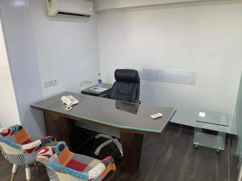 Cosmos Plaza — Andheri West (5)