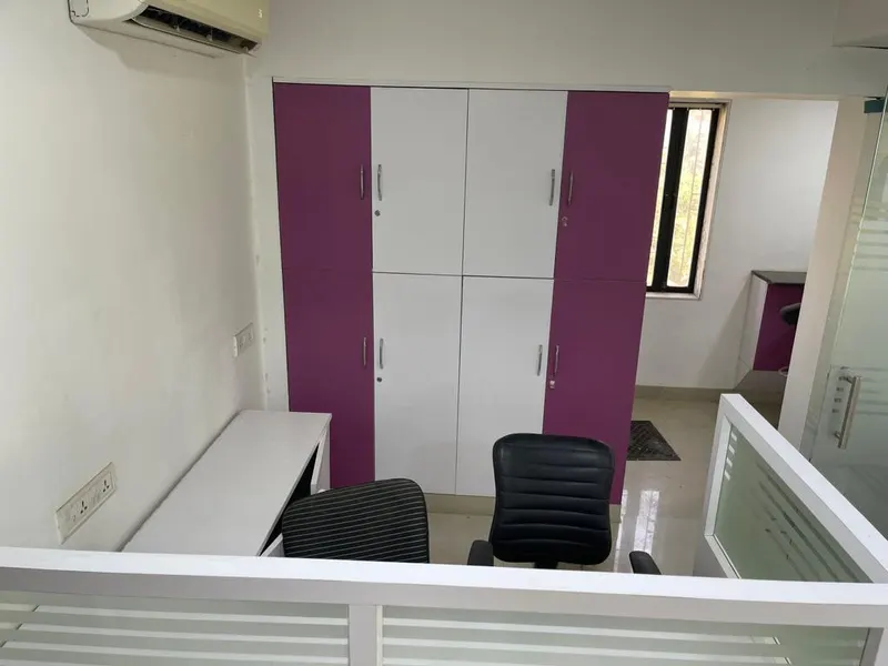 Cosmos Plaza — Andheri West (9)