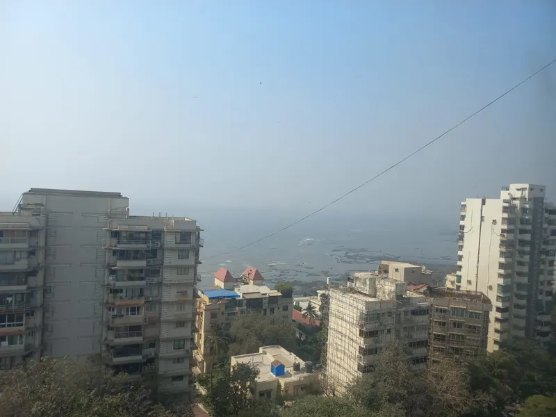 Balmoral Hall — Bandra West