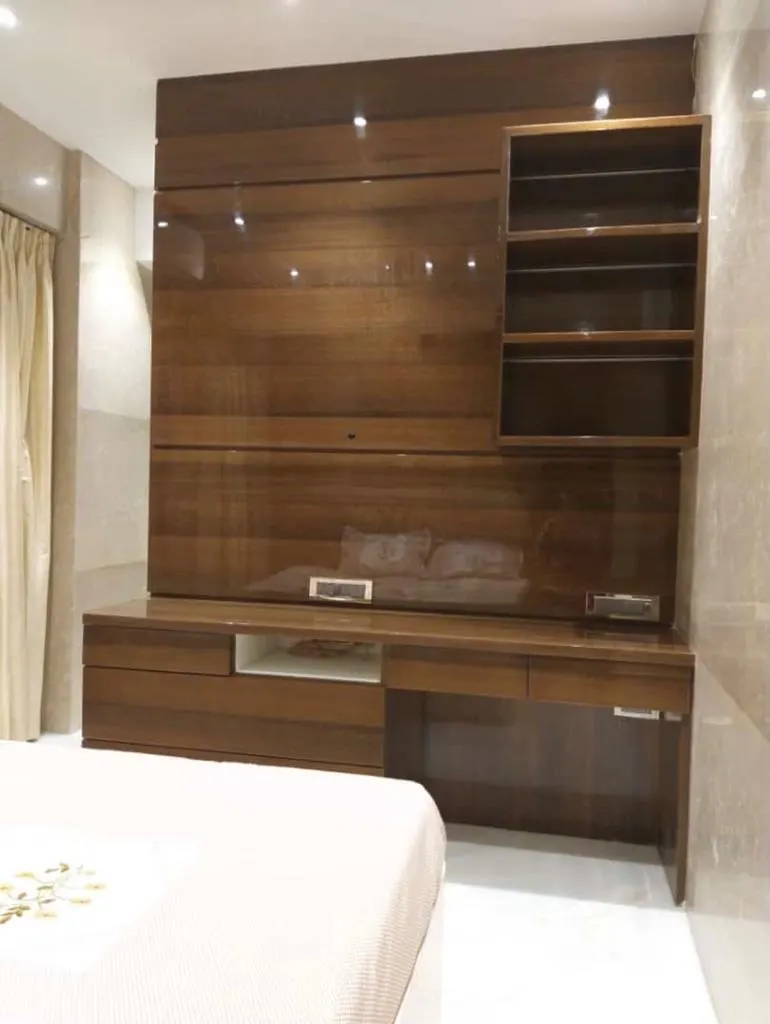 New Shree Niketan — Walkeshwar