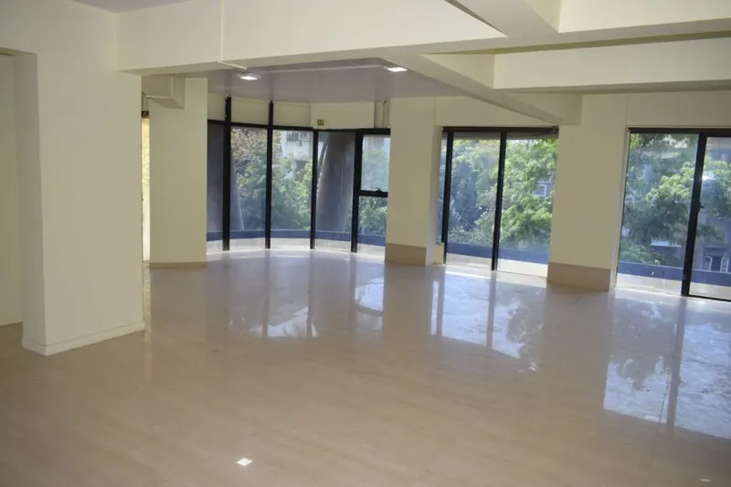 Varde Villa — Bandra West