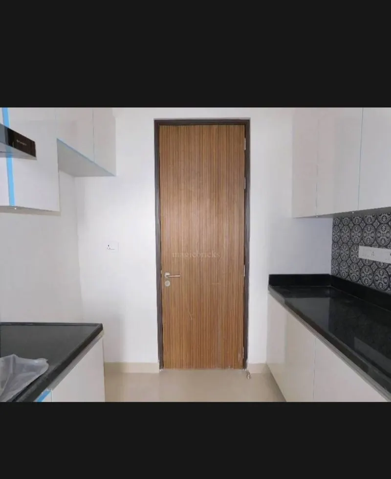 Lodha Azzuro — Parel (7)