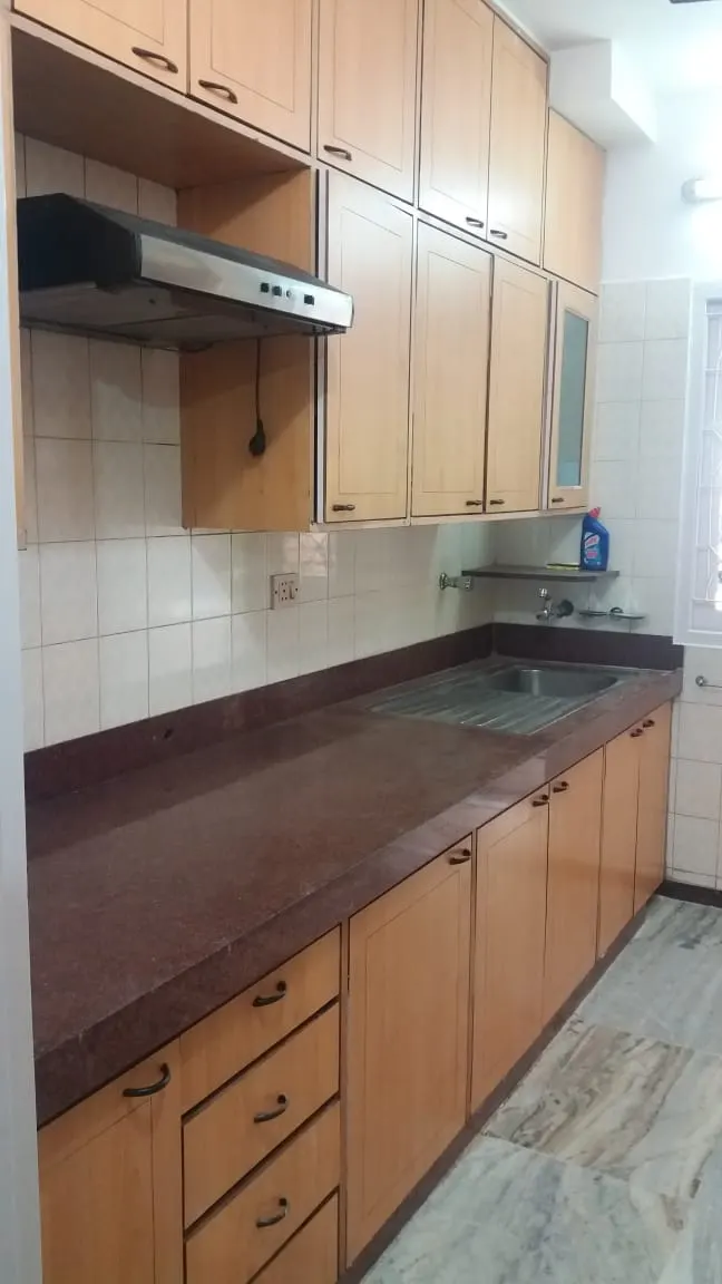 Phiroze — Bandra West