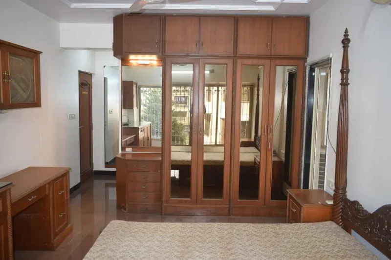 Prestige Court — Khar West