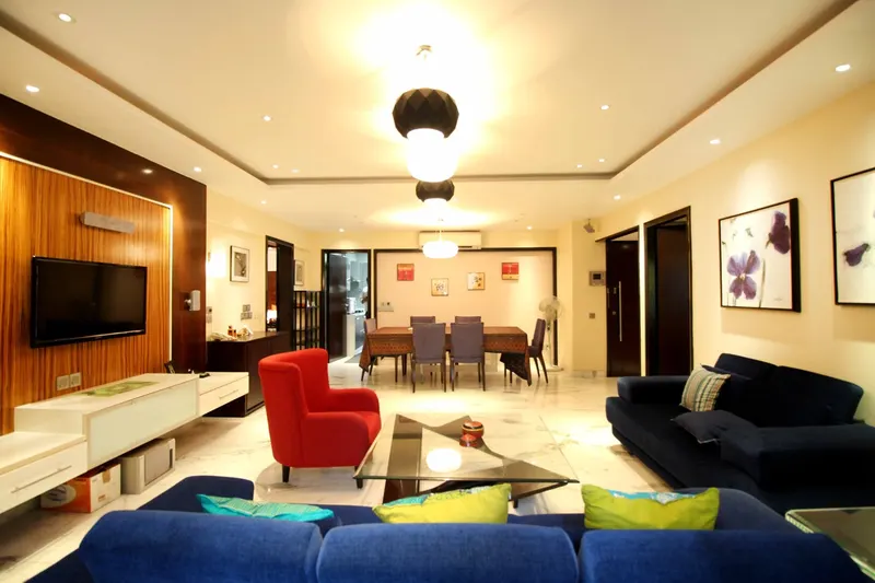 Emporis — Bandra West