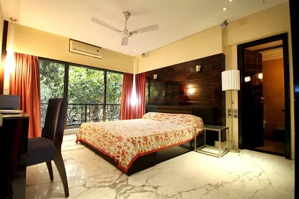 Emporis — Bandra West