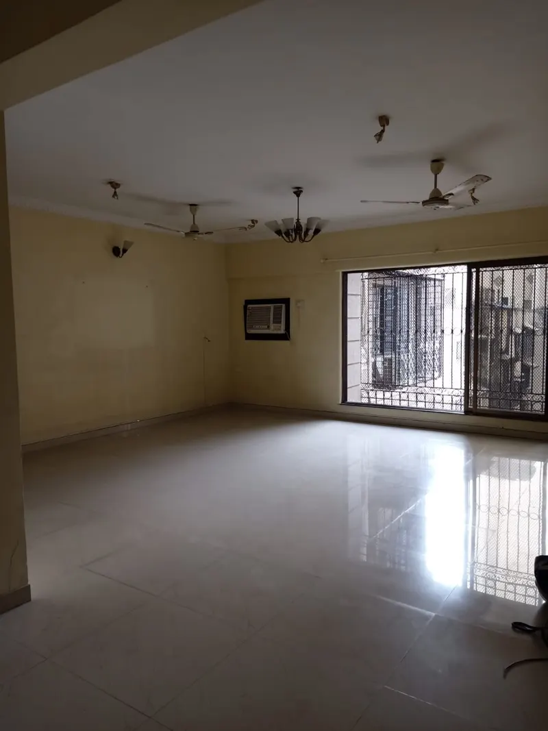 Valencia — Andheri West (8)