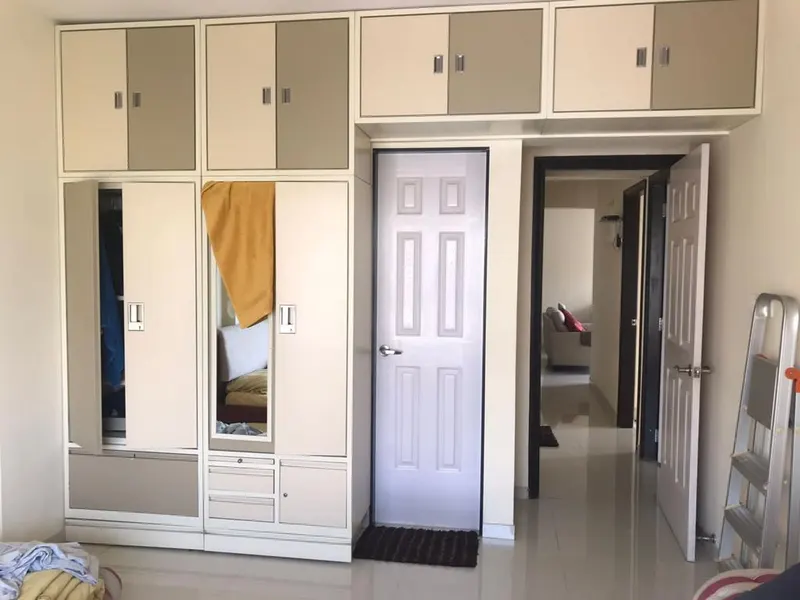 Lily White — Andheri East