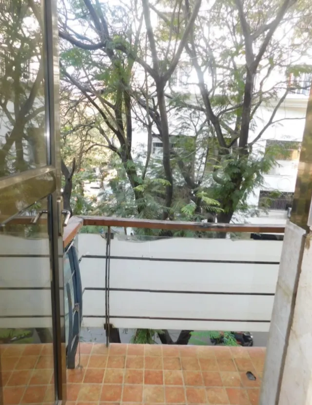 Warden — Bandra West (2)