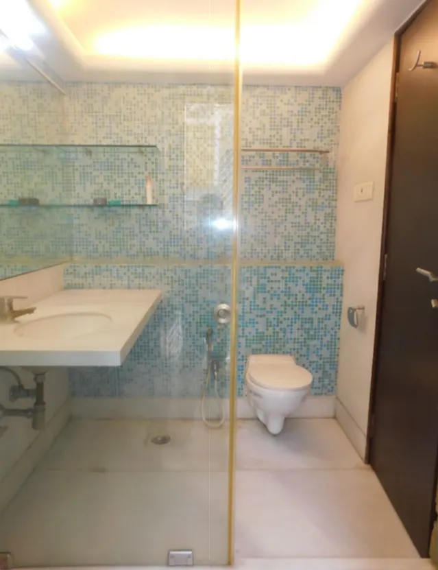 Warden — Bandra West (4)