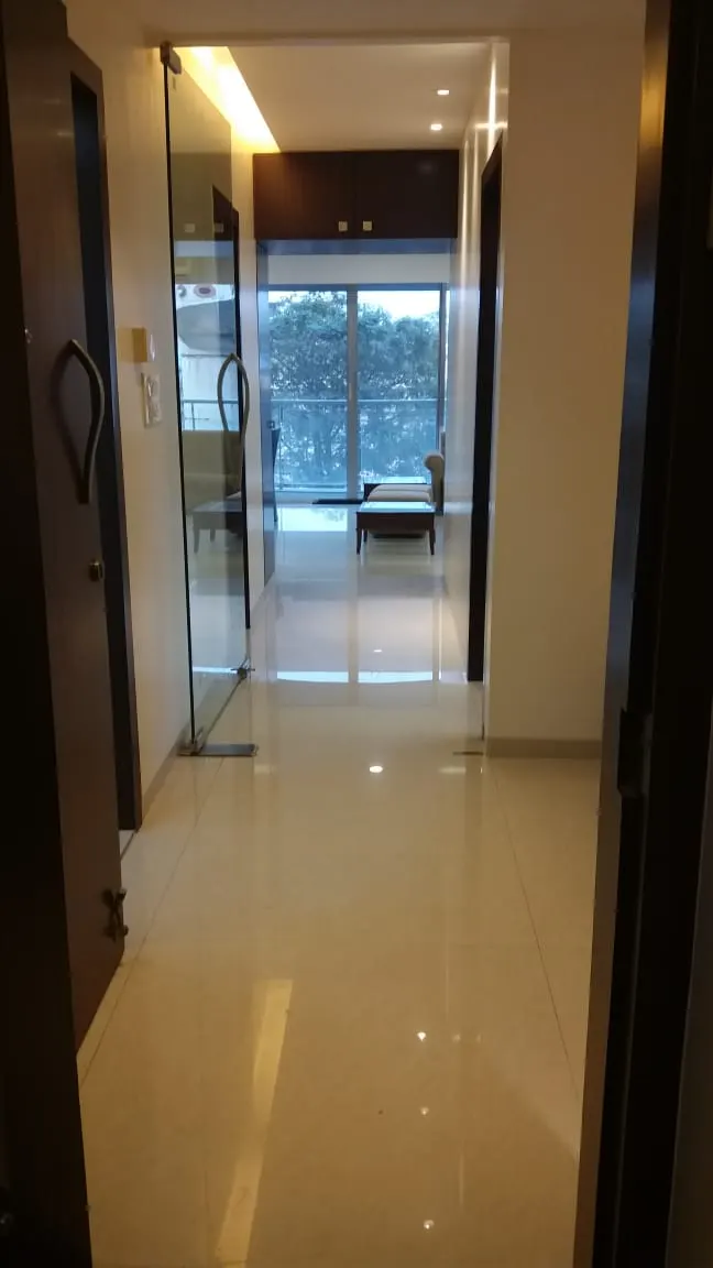 Sura Mansion — Santacruz West