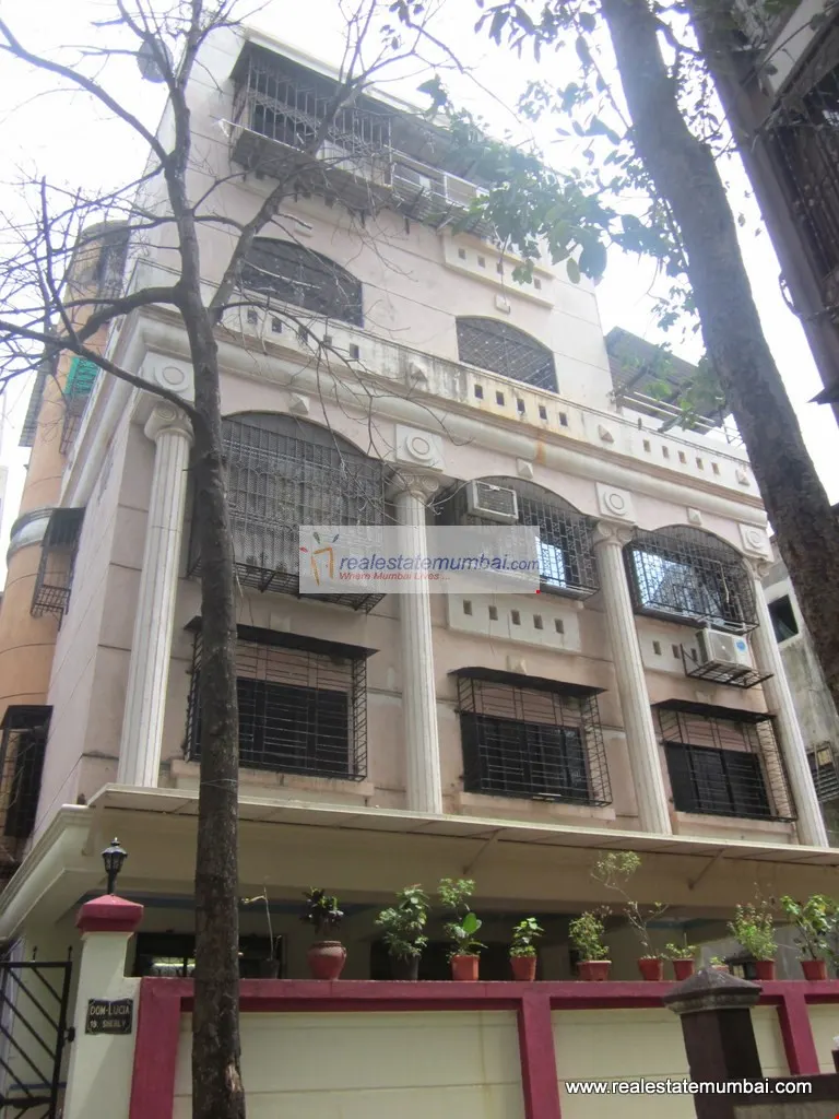 Dom Lucia — Bandra West (1)