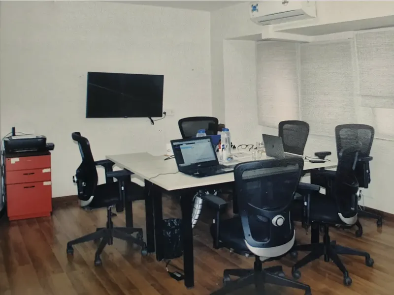 Lavlesh Court — Bandra West (6)