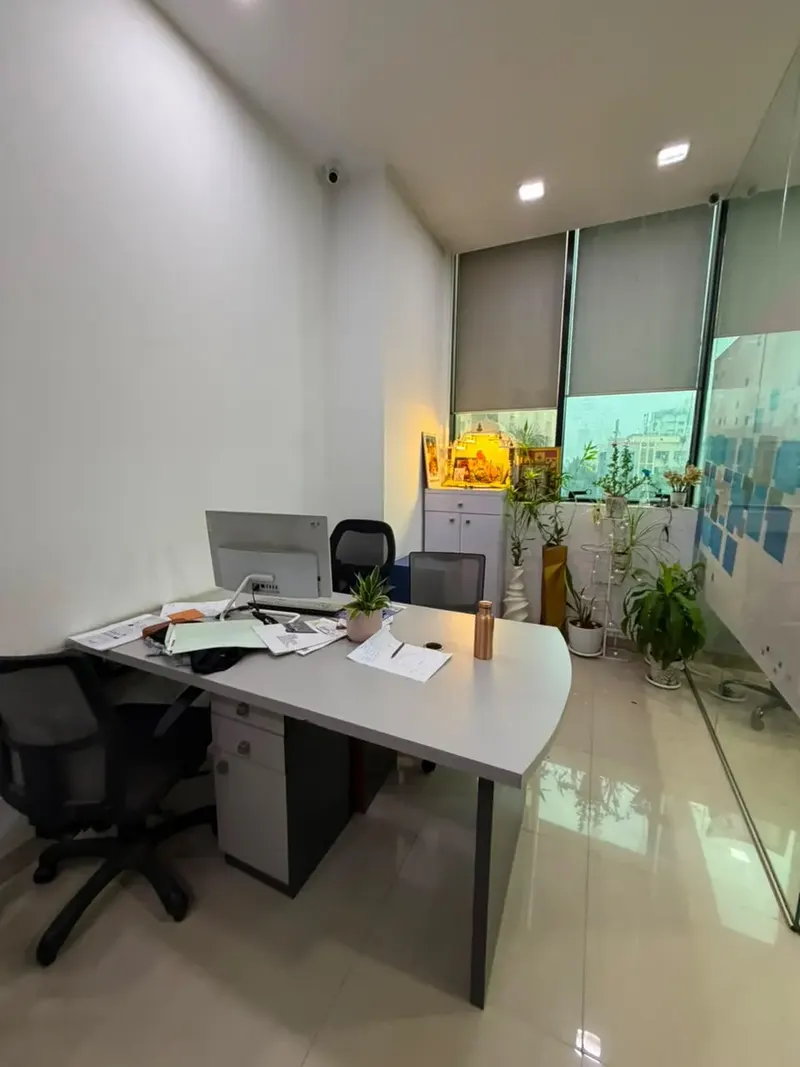Quantum Towers — Malad West (2)