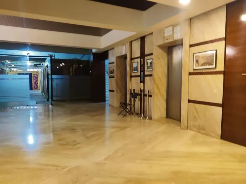 Quantum Towers — Malad West (11)