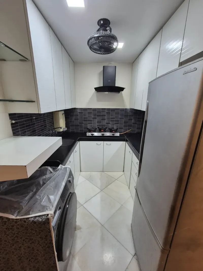 Hussein Manor — Kemps Corner (11)